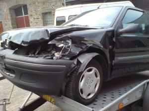 Peugeot 106 Frontschaden